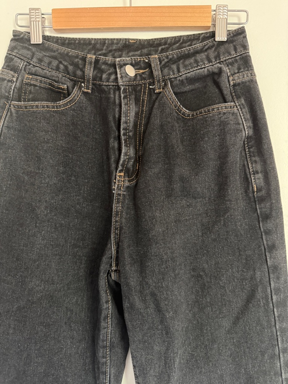 Classic High-Rise Women's Black Denim Jeans